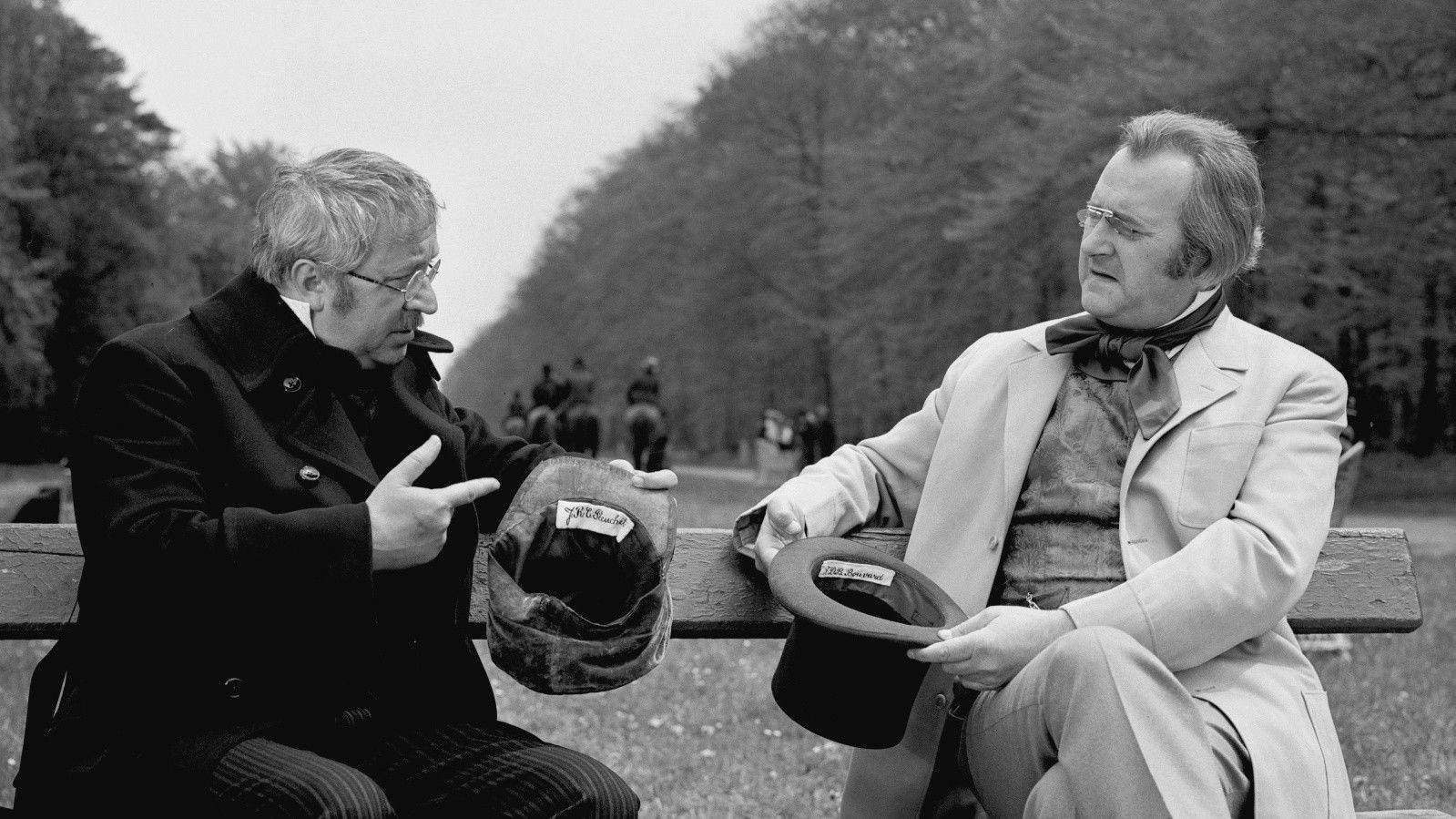 Byli jednou dva písaři... Background