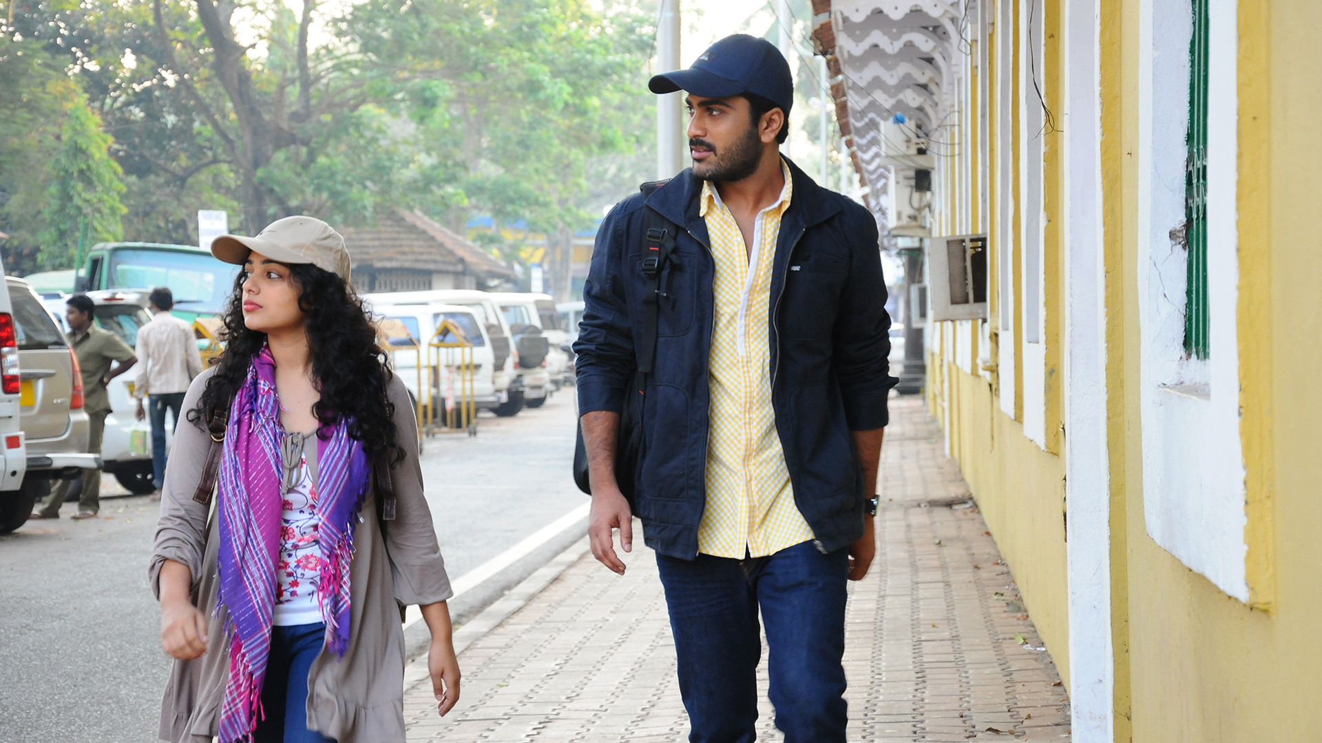 JK Enum Nanbanin Vaazhkai Background