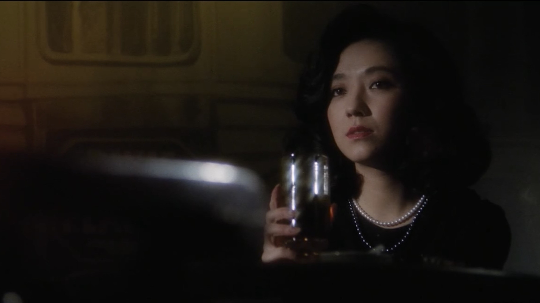 Beautiful Sisters: Stripped! Background