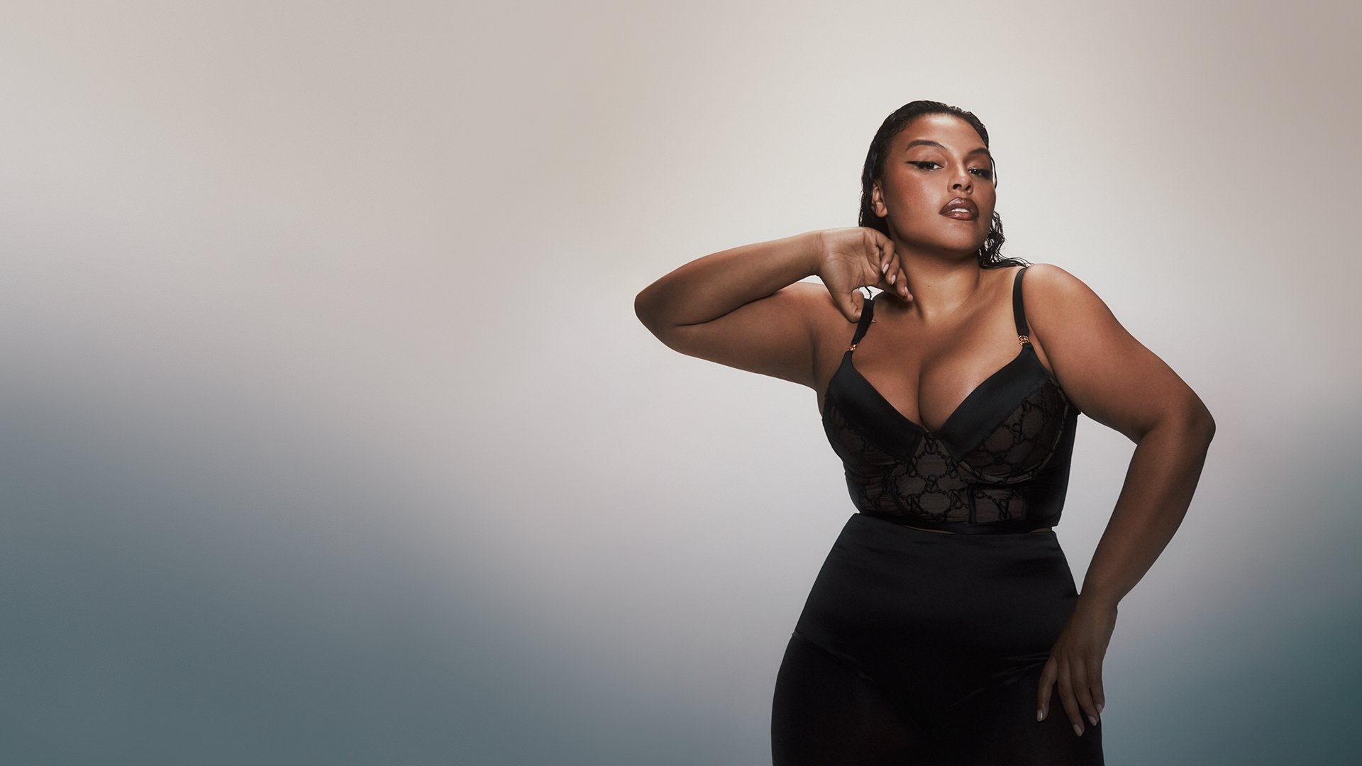 Victoria's Secret: The Tour '23 Background