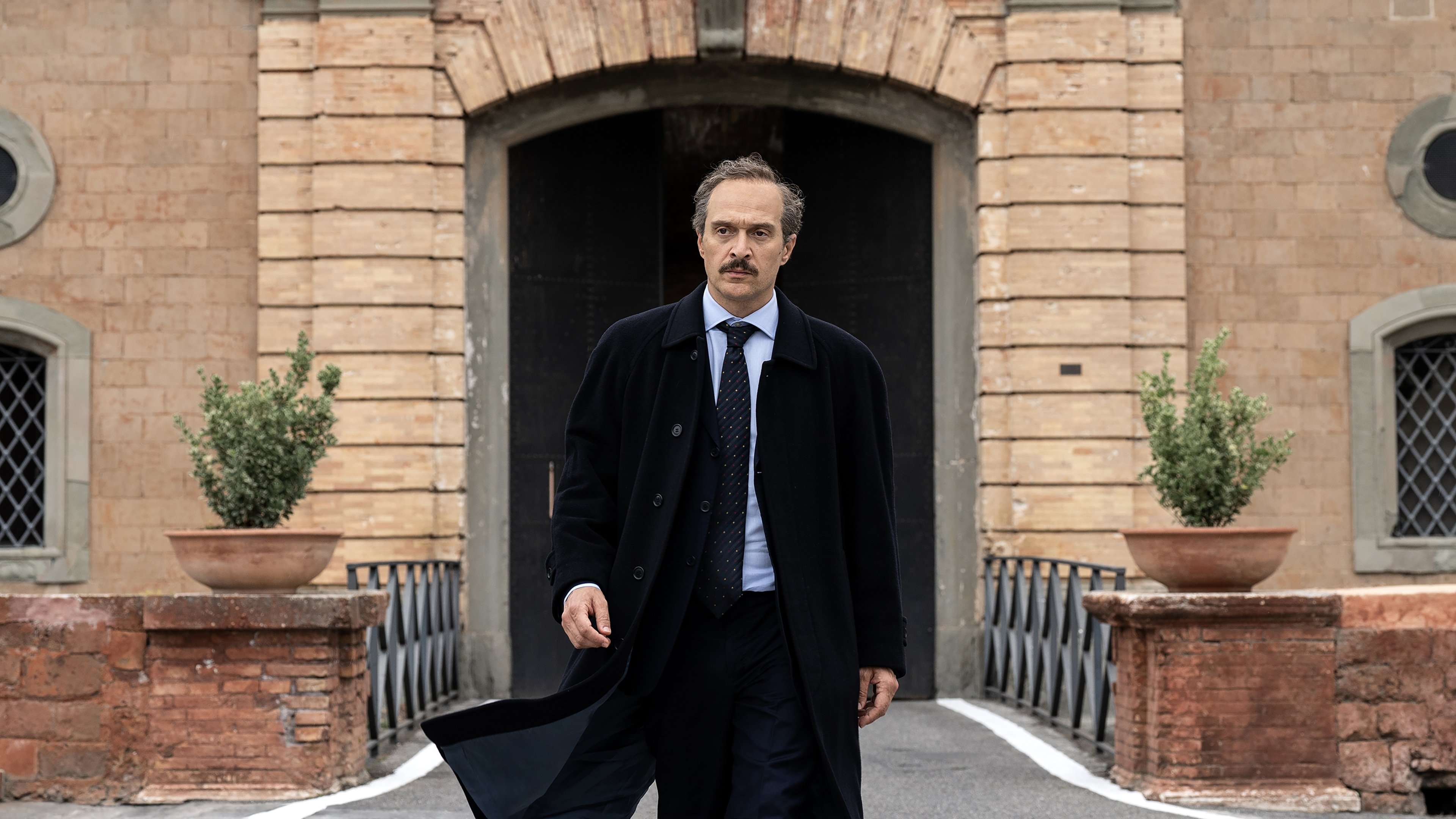 The Negotiator Background