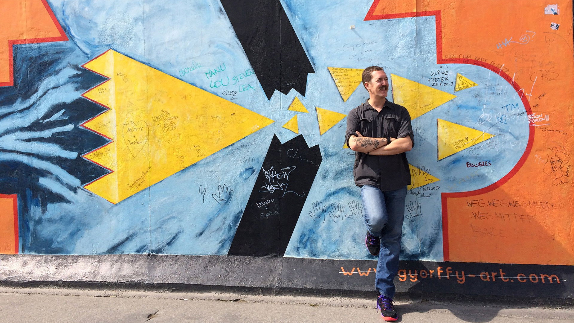 Cybercrimes With Ben Hammersley Background