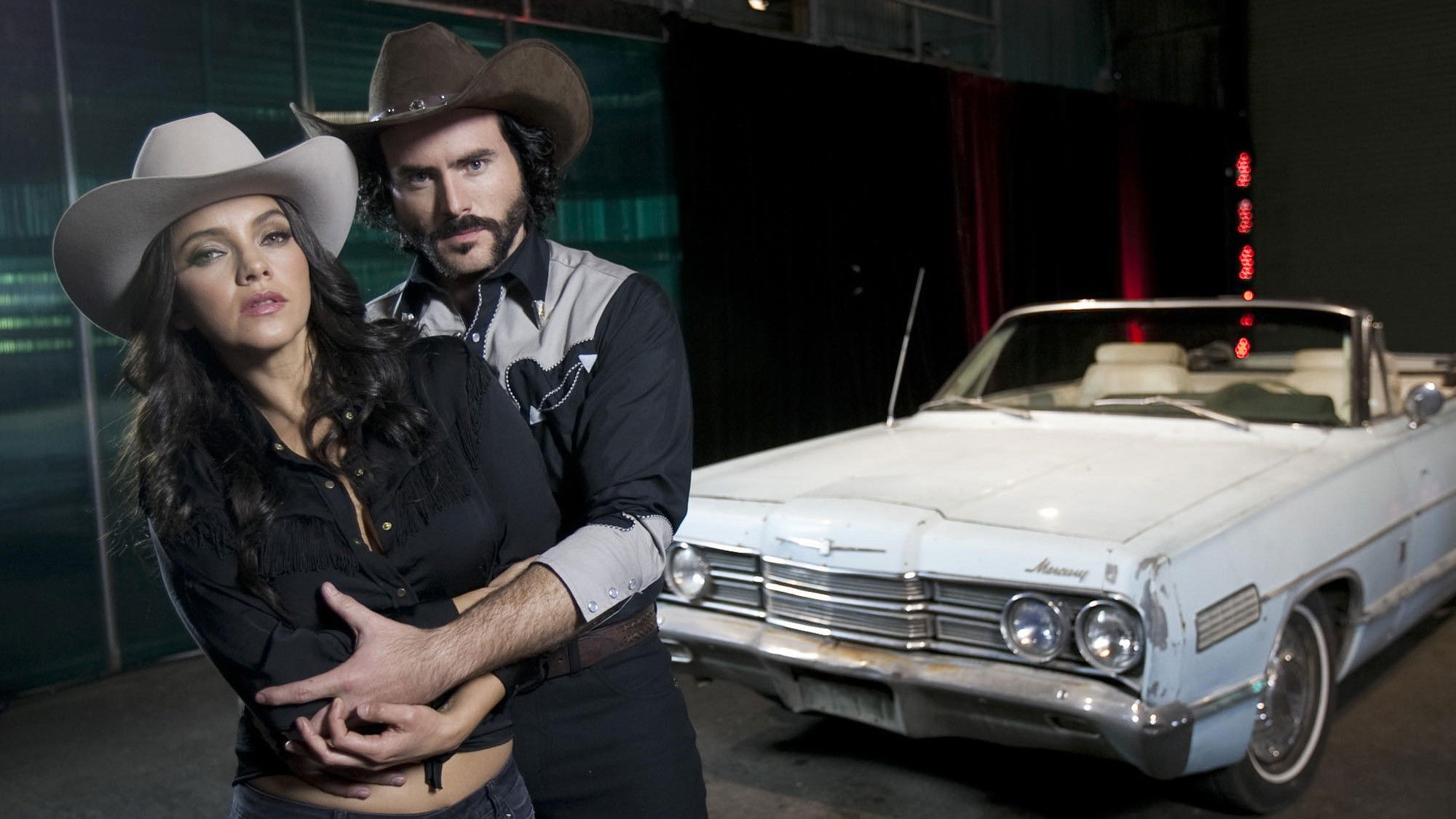 Camelia la Texana Background