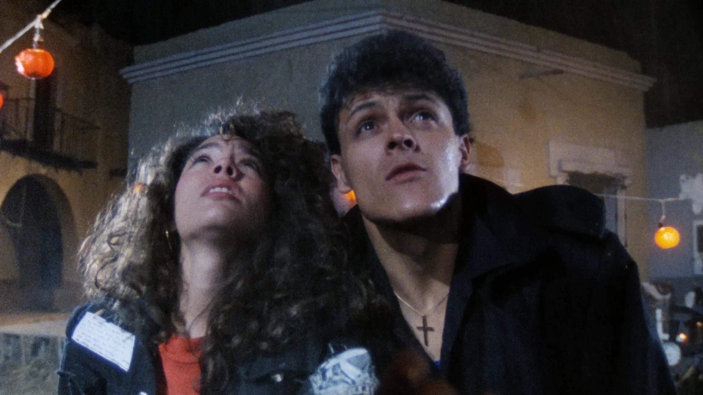 Vacaciones de terror 2: Cumpleaños diabólico Background