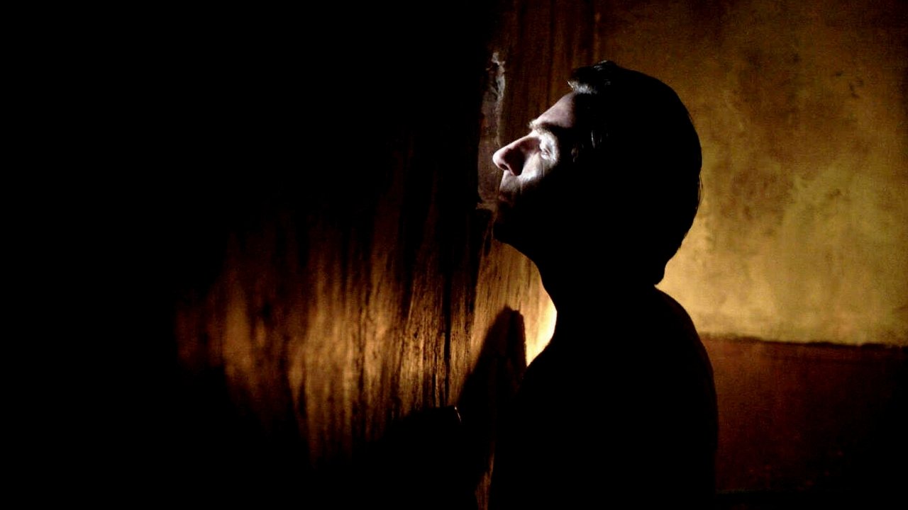 La trinchera infinita Background