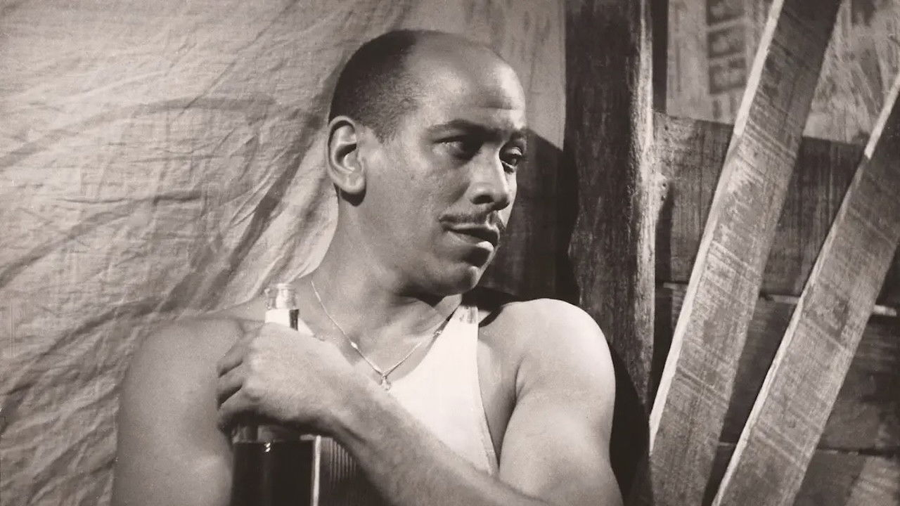 Caín Adolescente Background