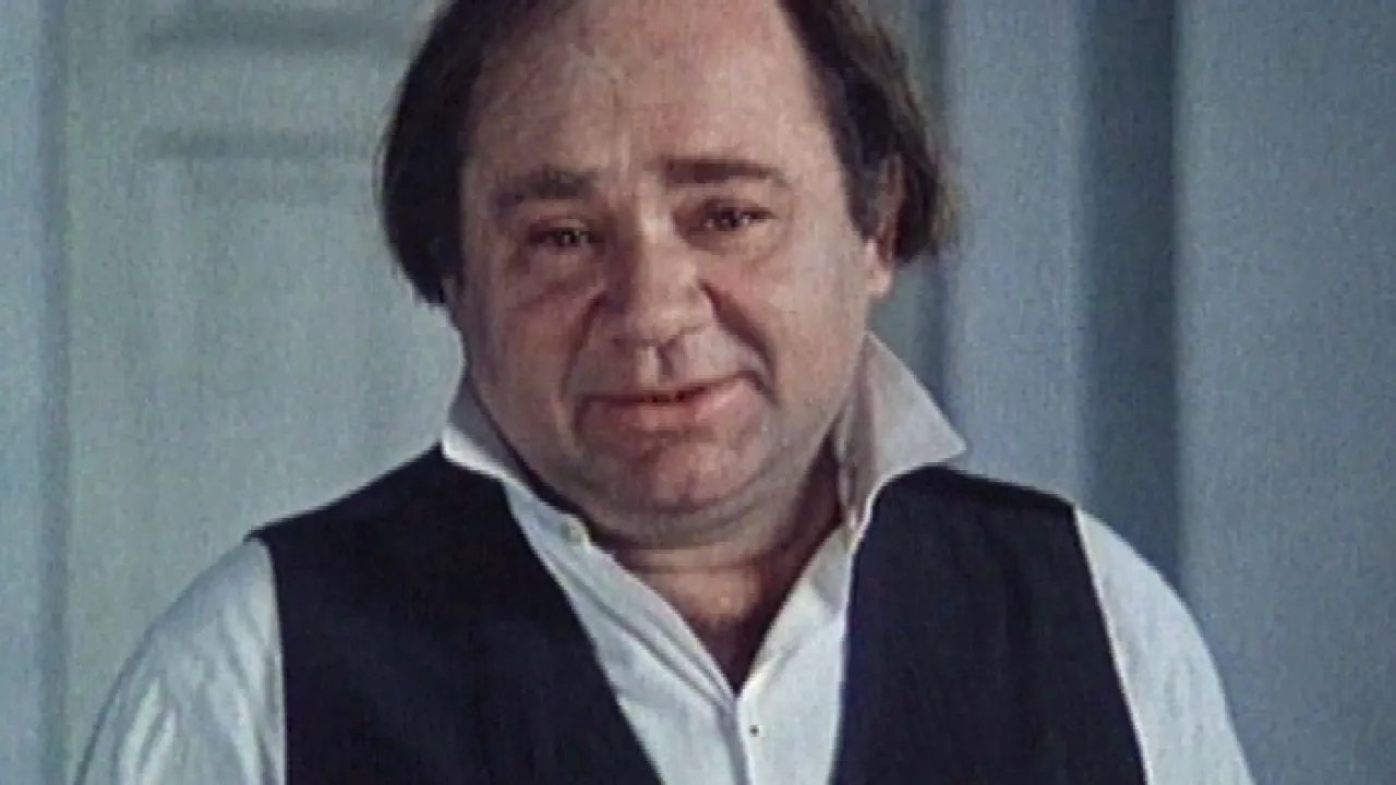 Funny People! Background