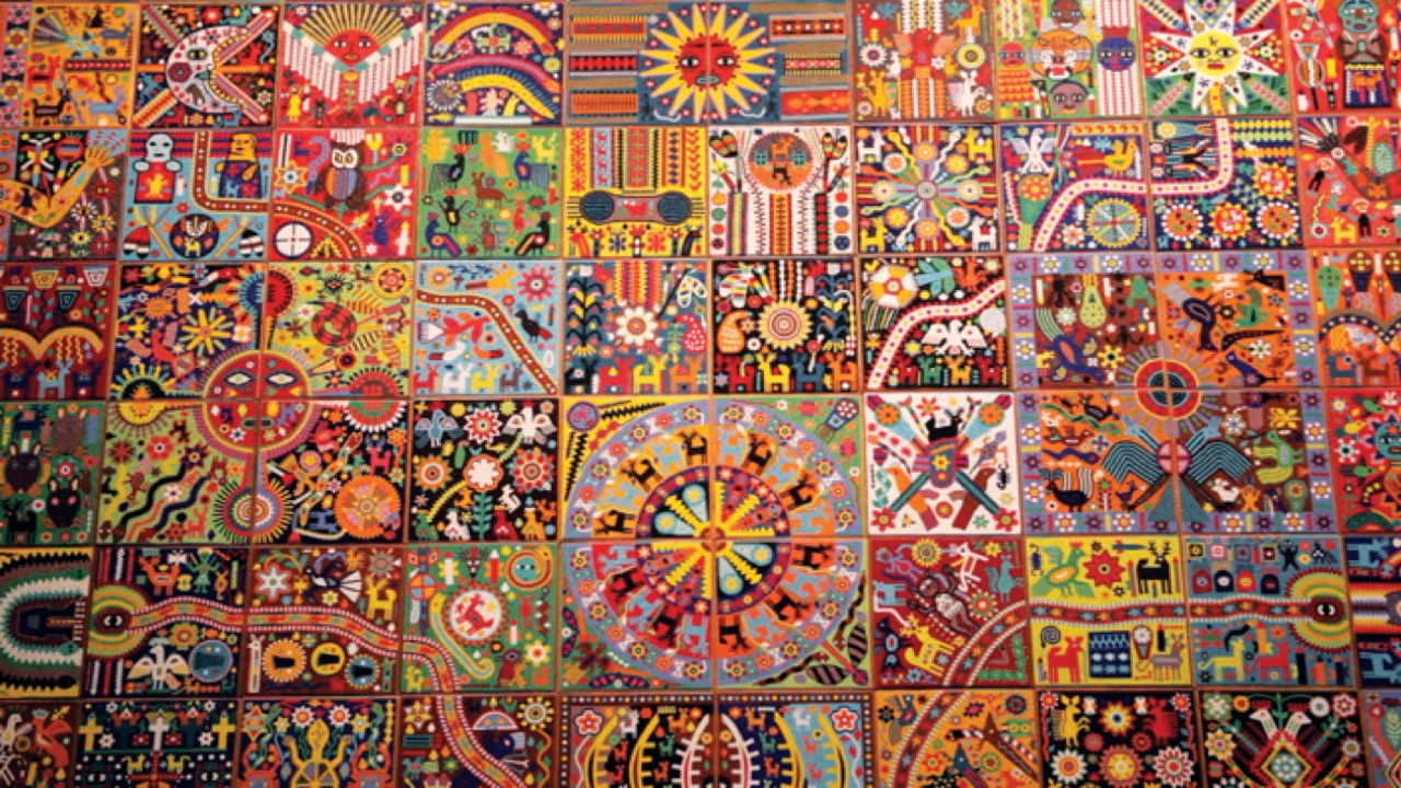 Eco de la montaña Background