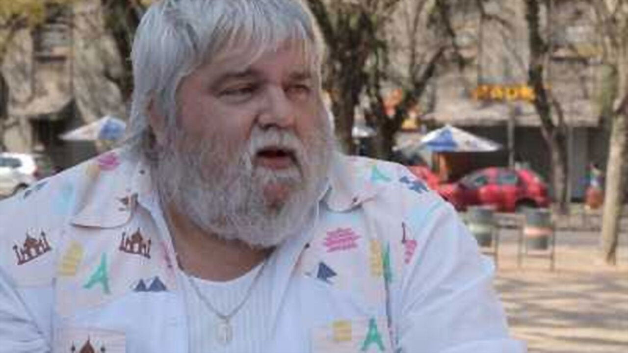 Filme Sobre um Bom Fim Background