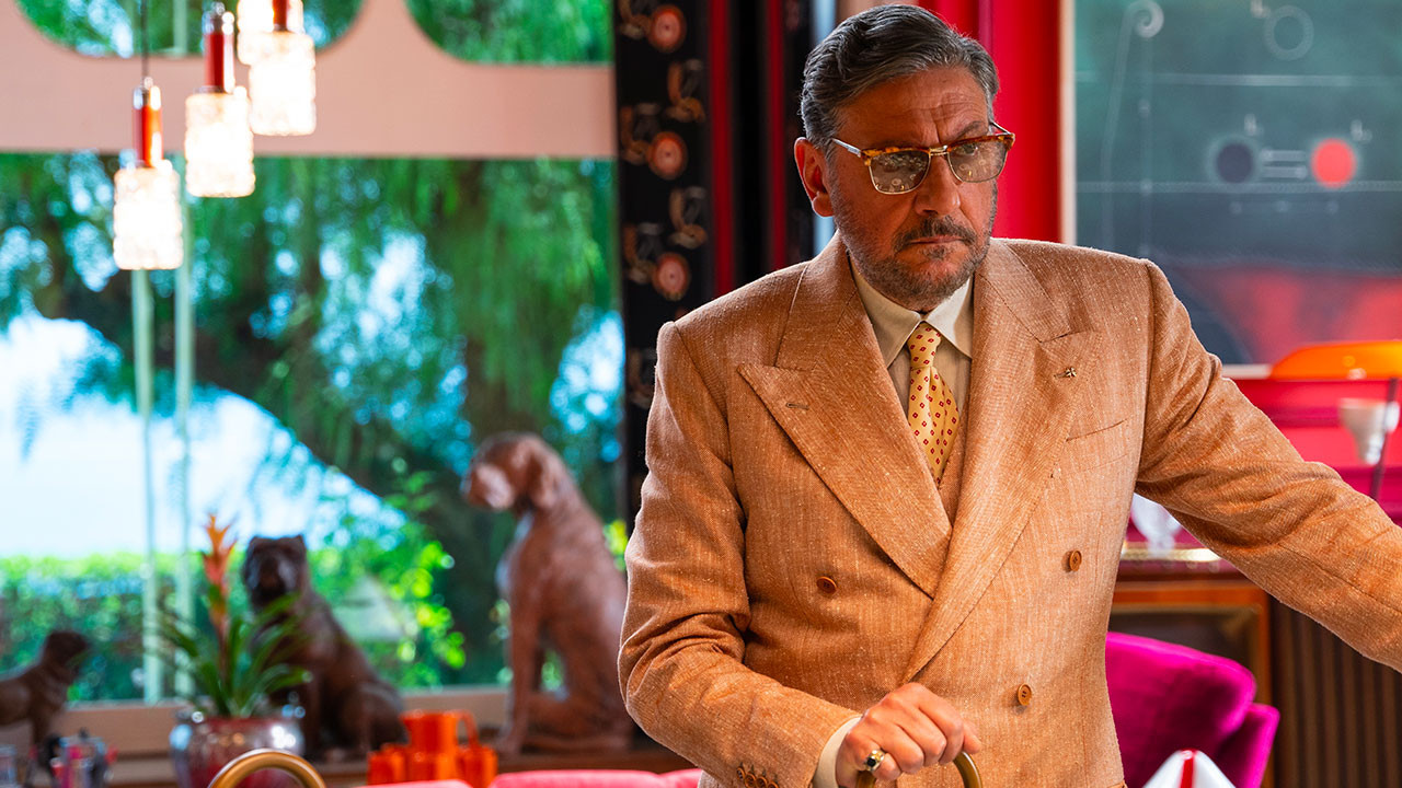 Non ti pago Background