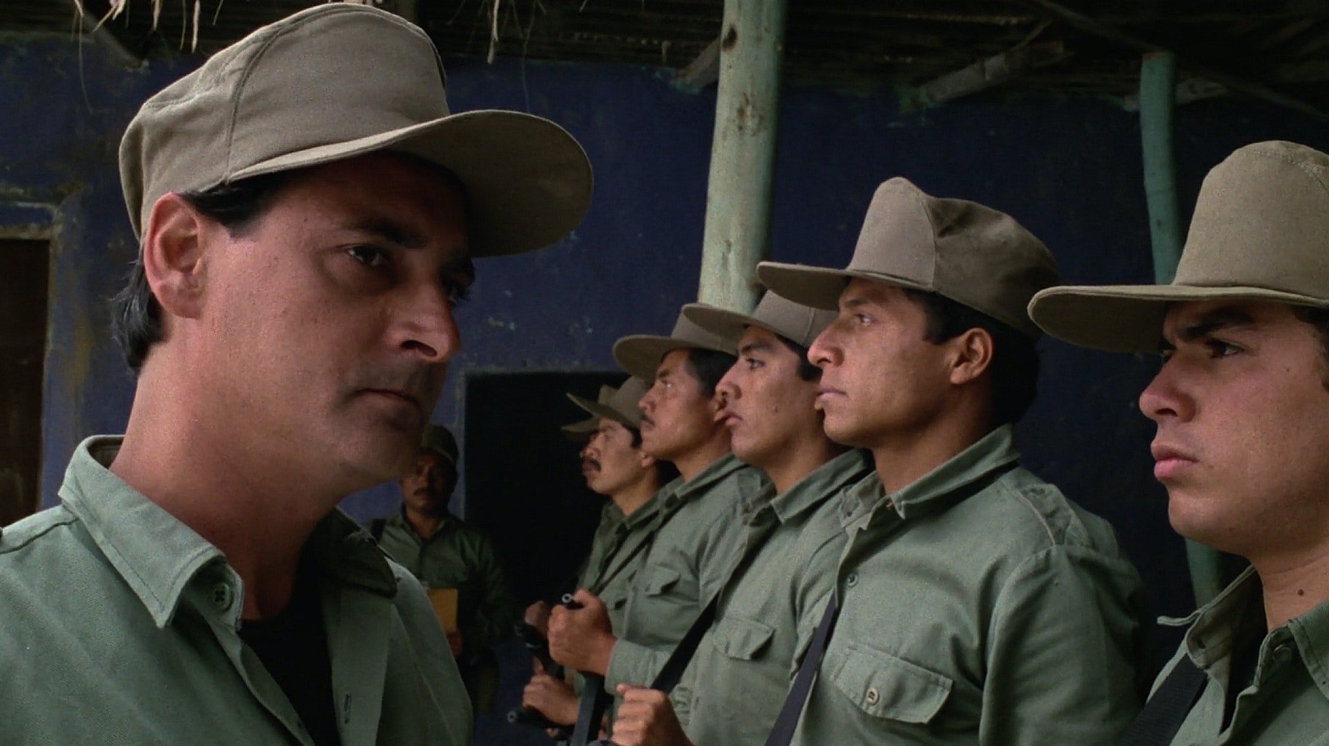 La boca del lobo Background