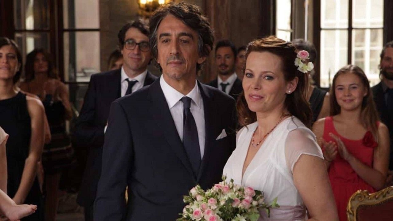 Il mio vicino del piano di sopra Background