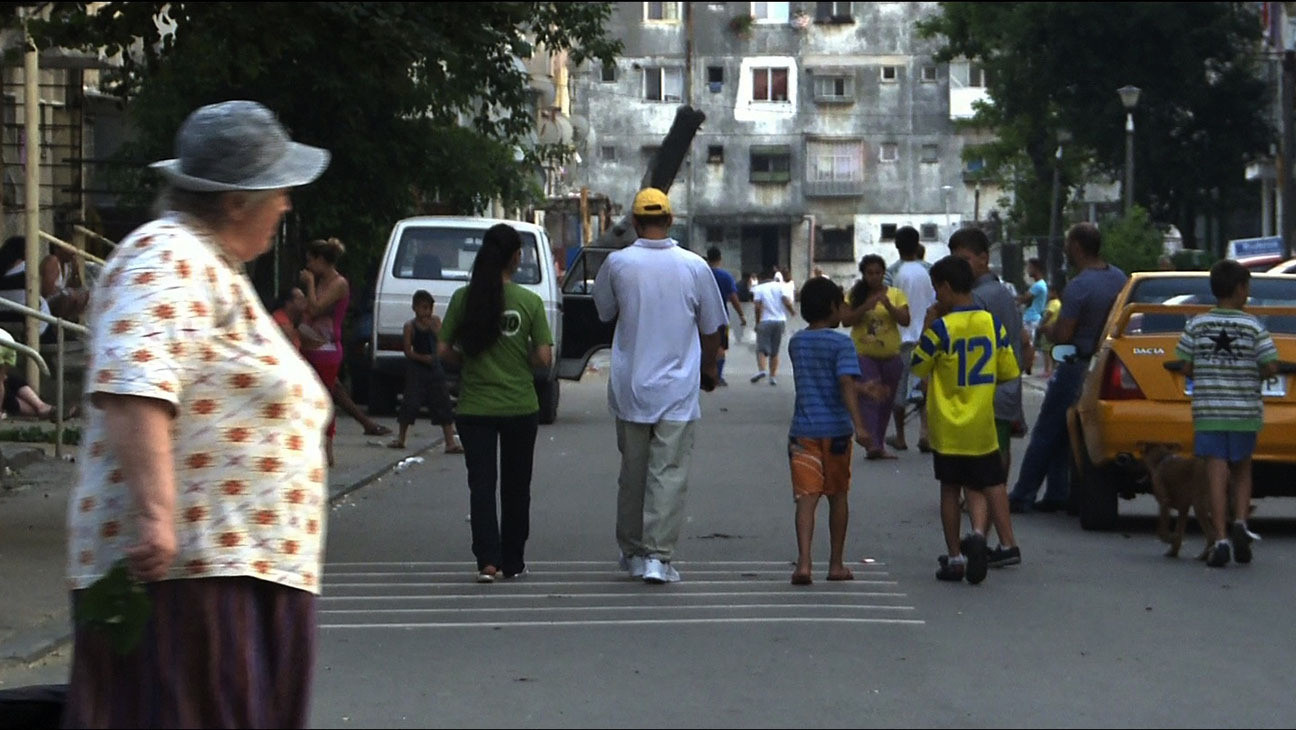 Toto and his Sisters Background