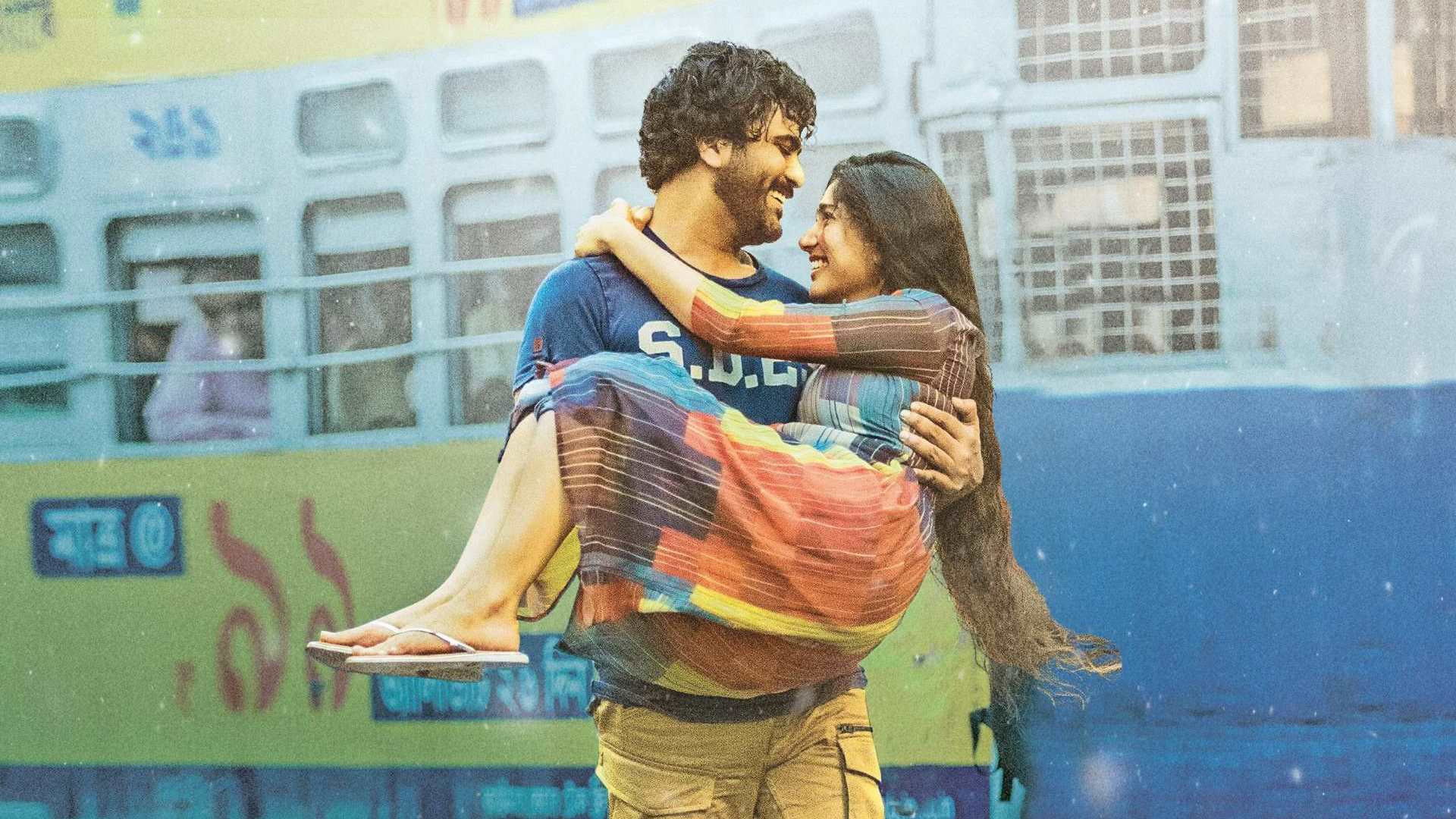 Padi Padi Leche Manasu Background