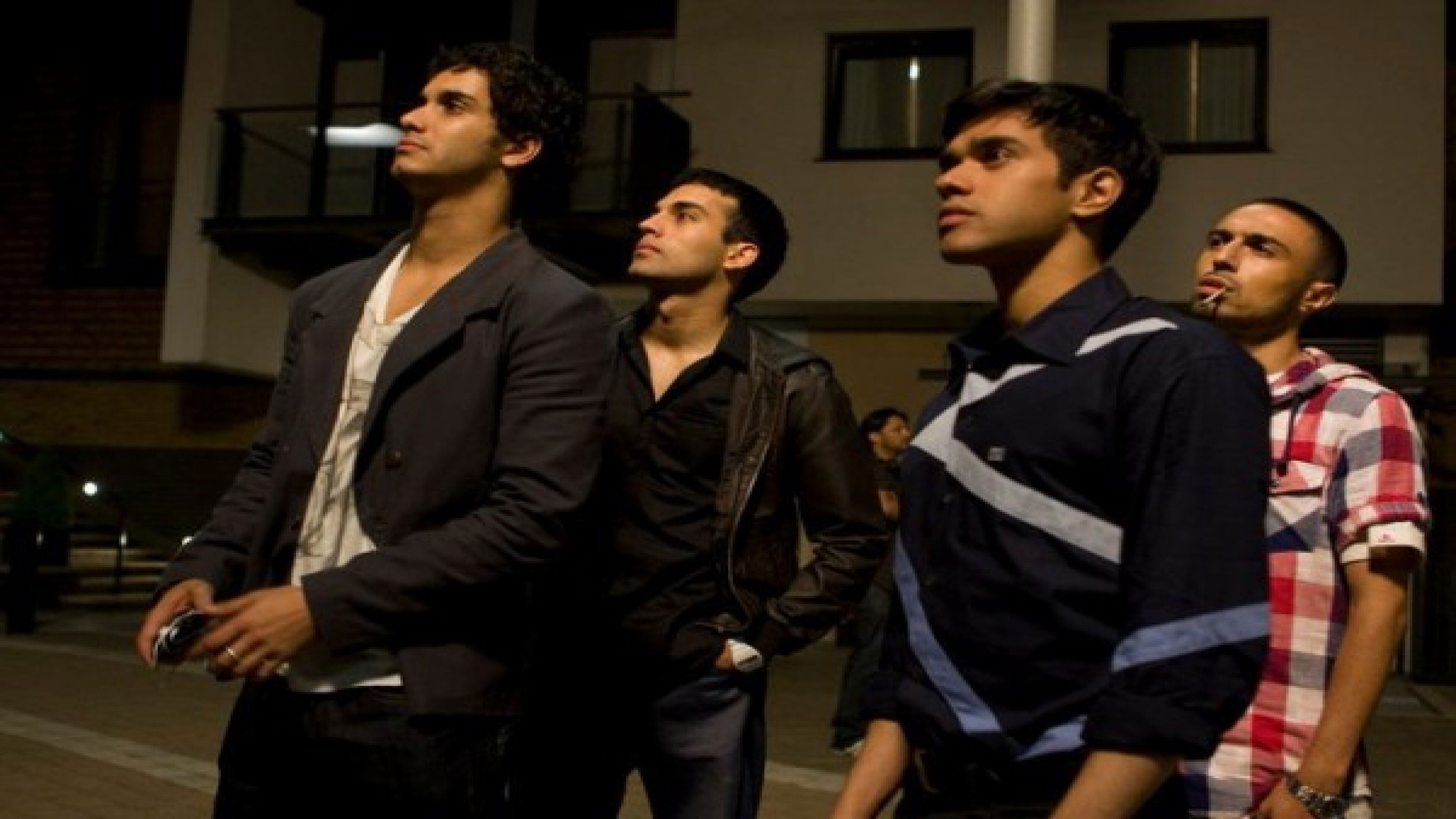 Everywhere And Nowhere Background