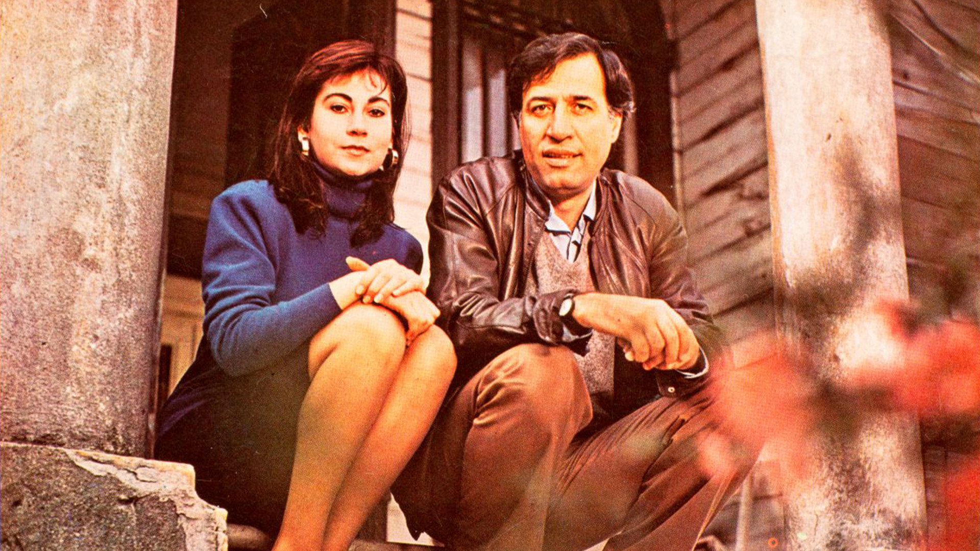 Zehir Hafiye Background