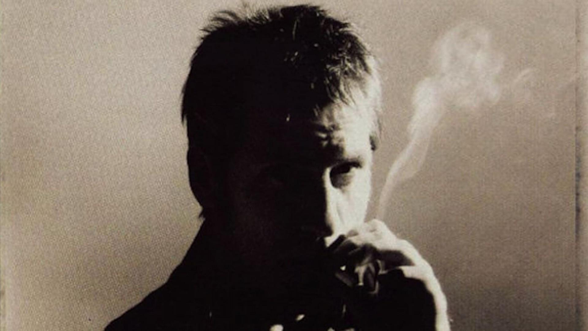 Denis Leary: Lock 'N Load Background