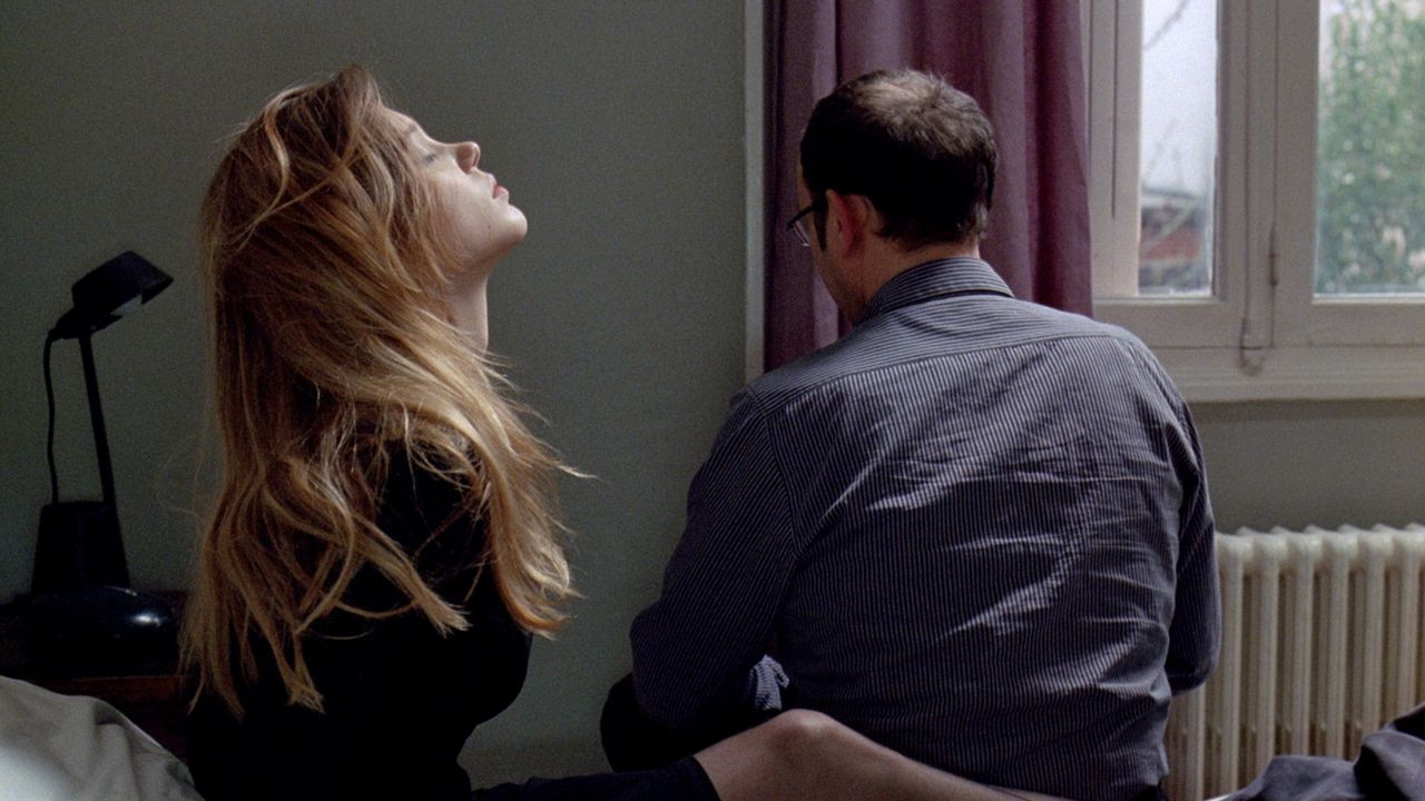 My Wife's Romance Background