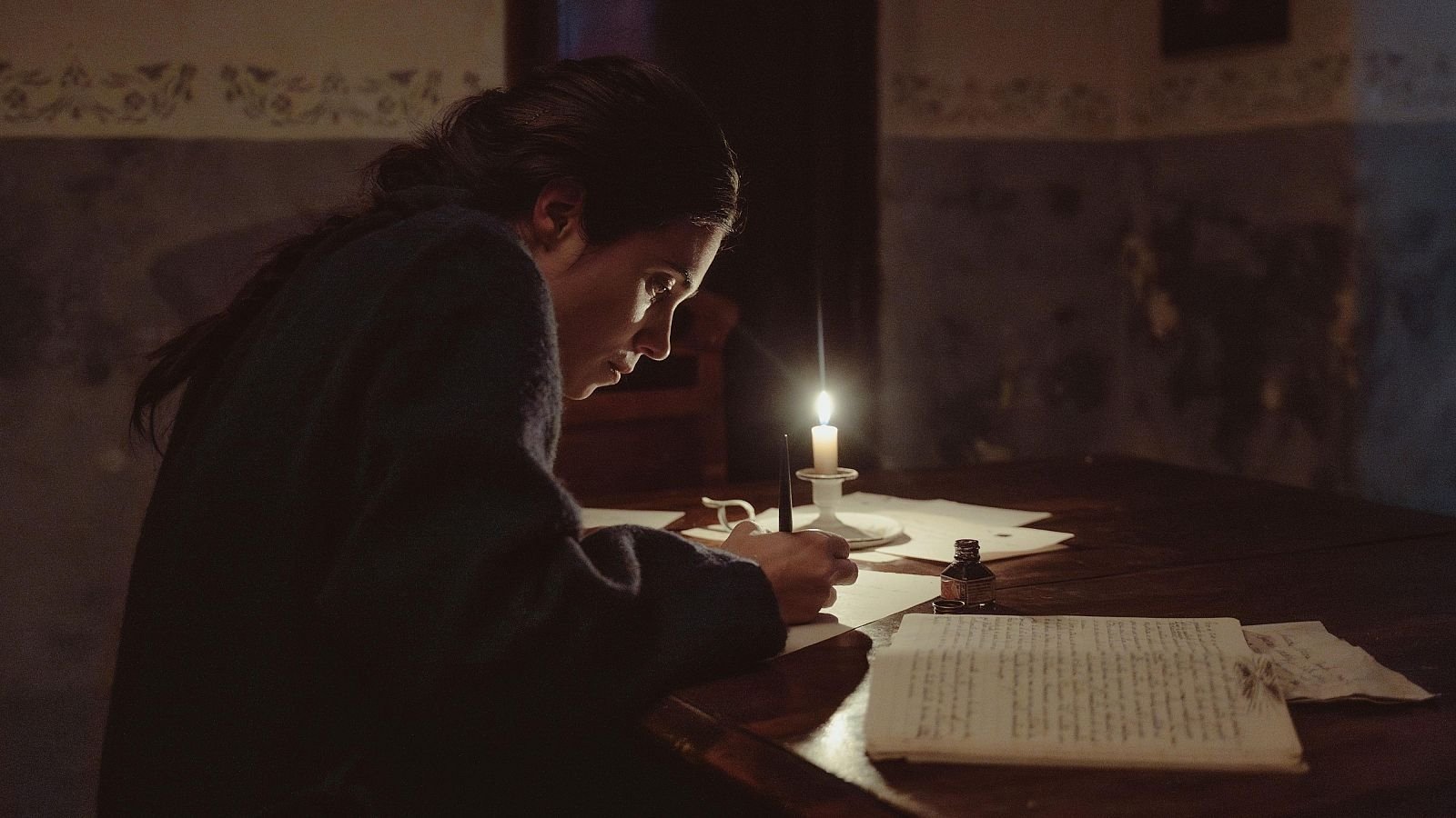 La buena letra Background