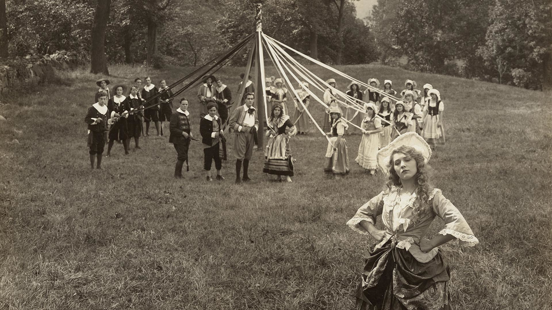 Fanchon, the Cricket Background