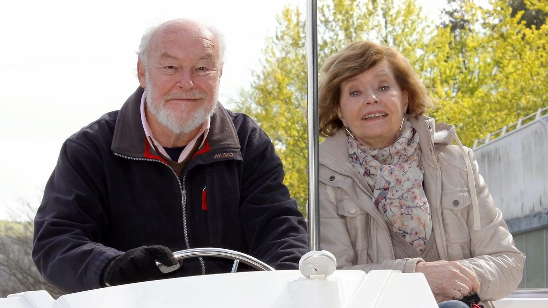 Great Canal Journeys Background