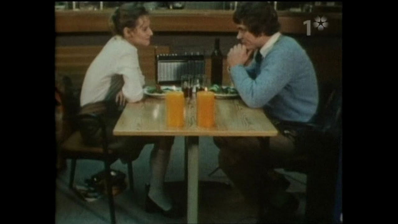 Väckning kl. 06.00 Background