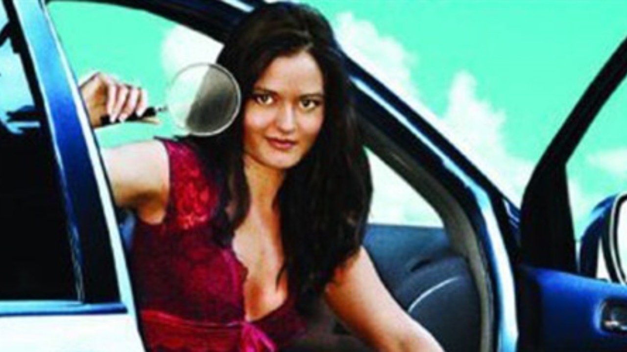 Inspector Mom: Kidnapped in Ten Easy Steps Background