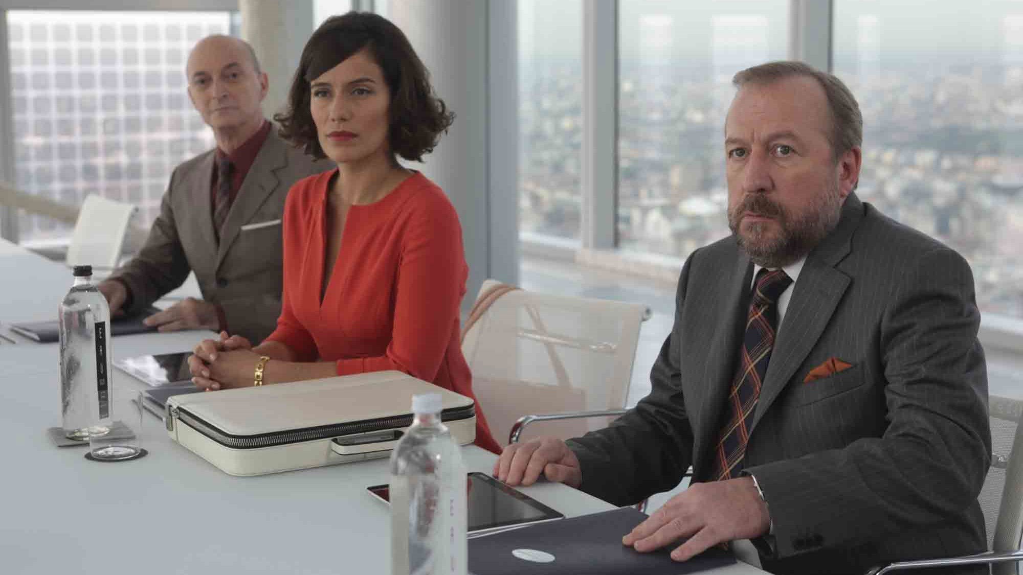 Studio illegale Background