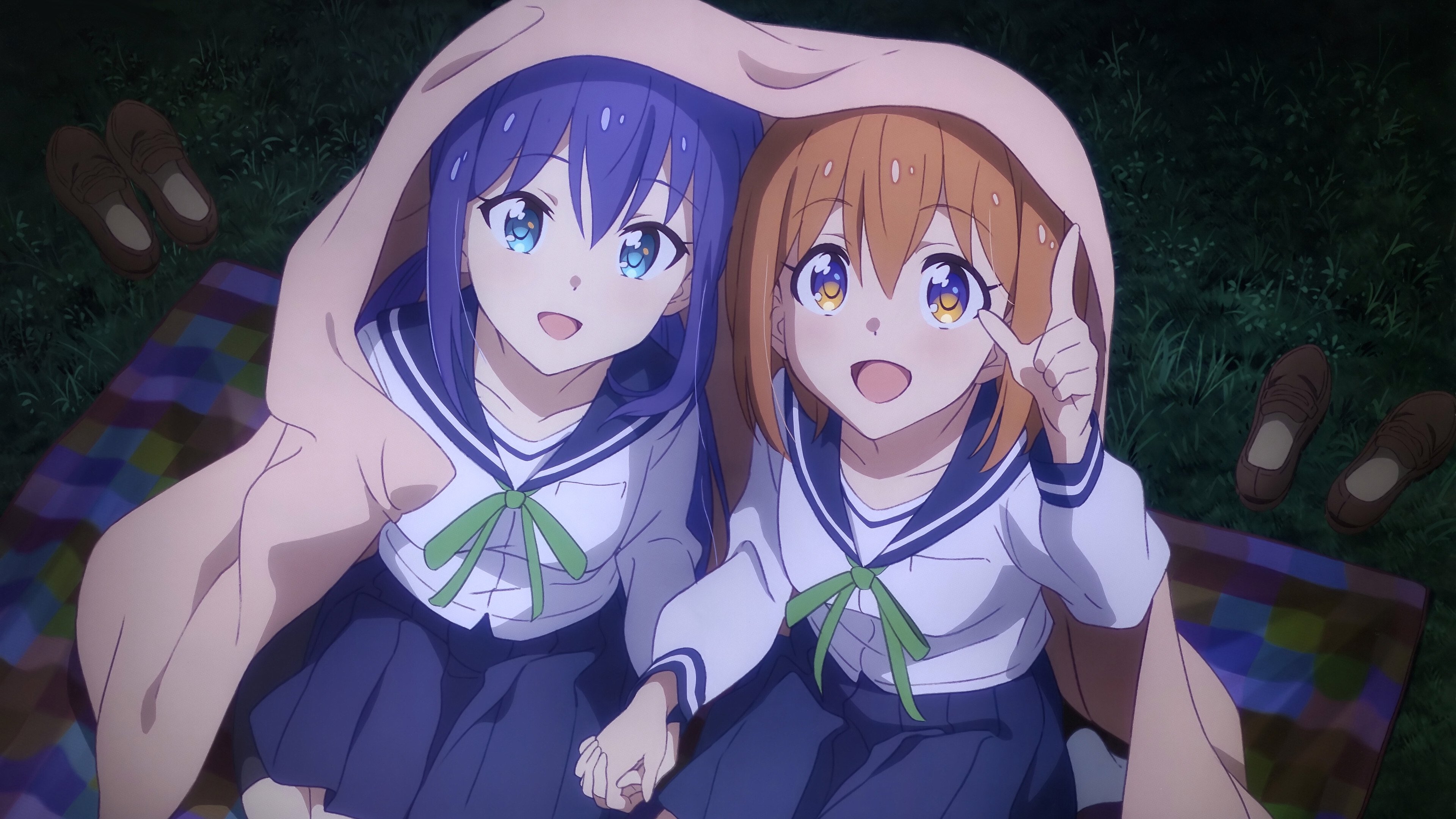 Asteroid in Love Background