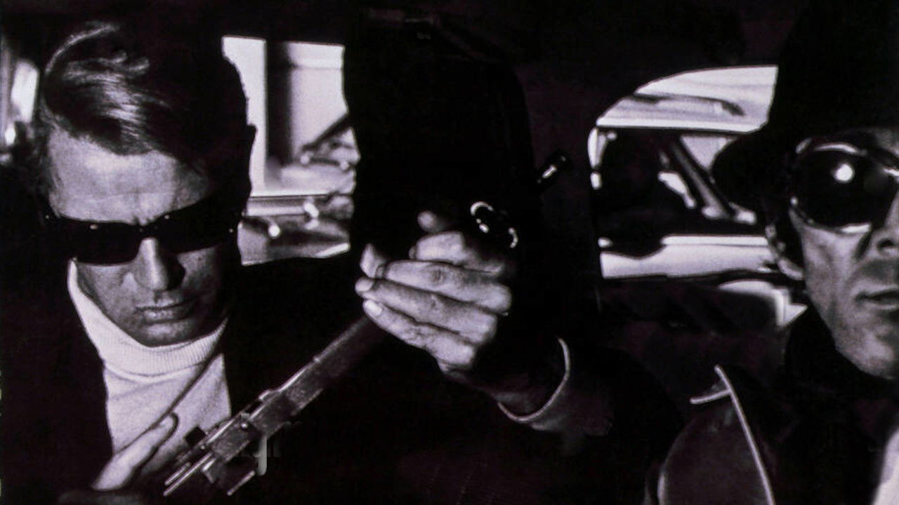 Bandits in Rome Background