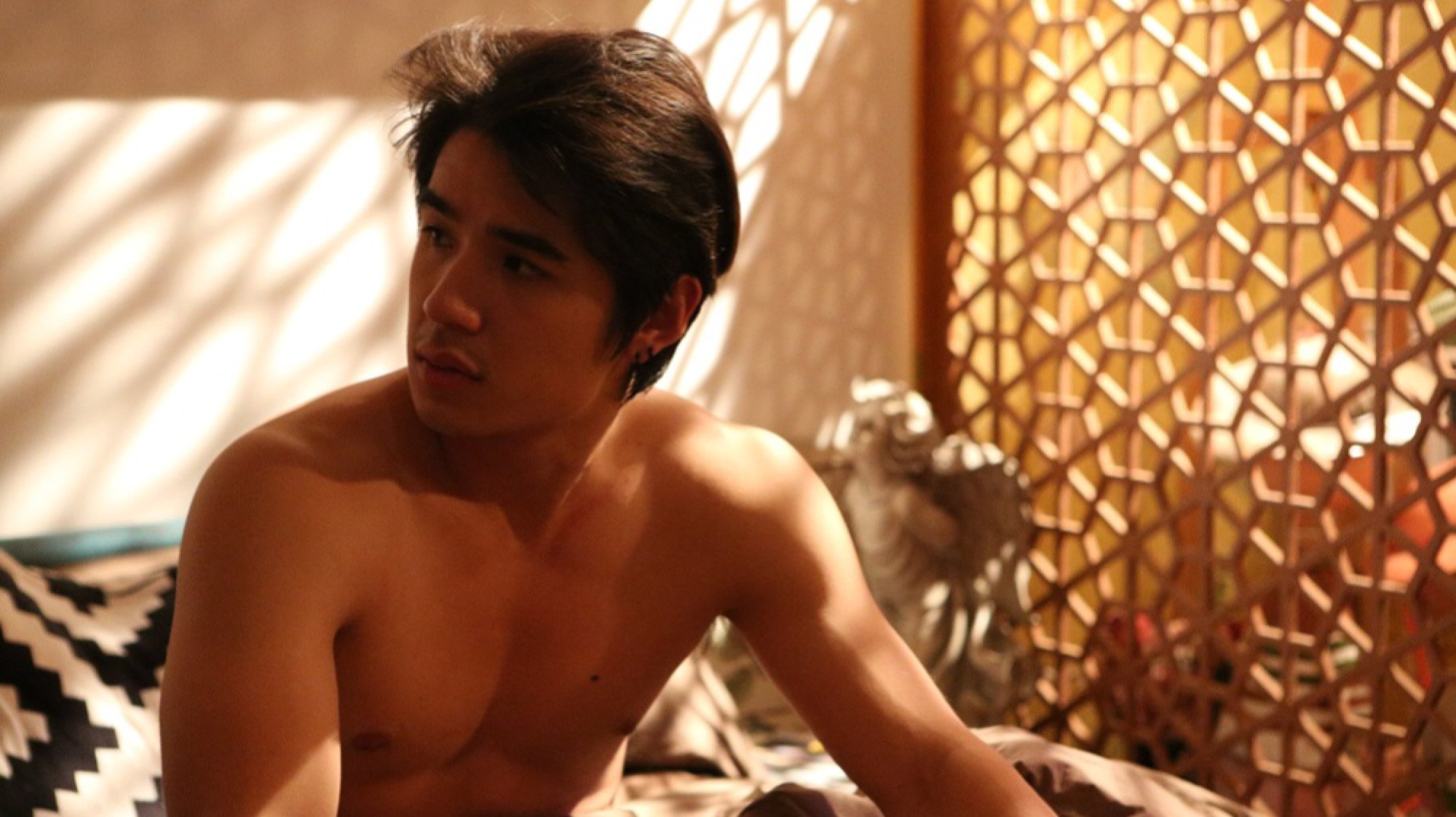 Threesome Background