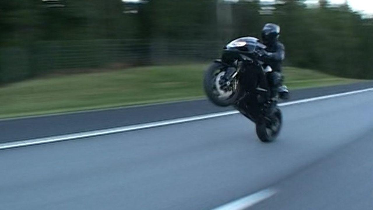 Ghost Rider 2 Goes Wild Background