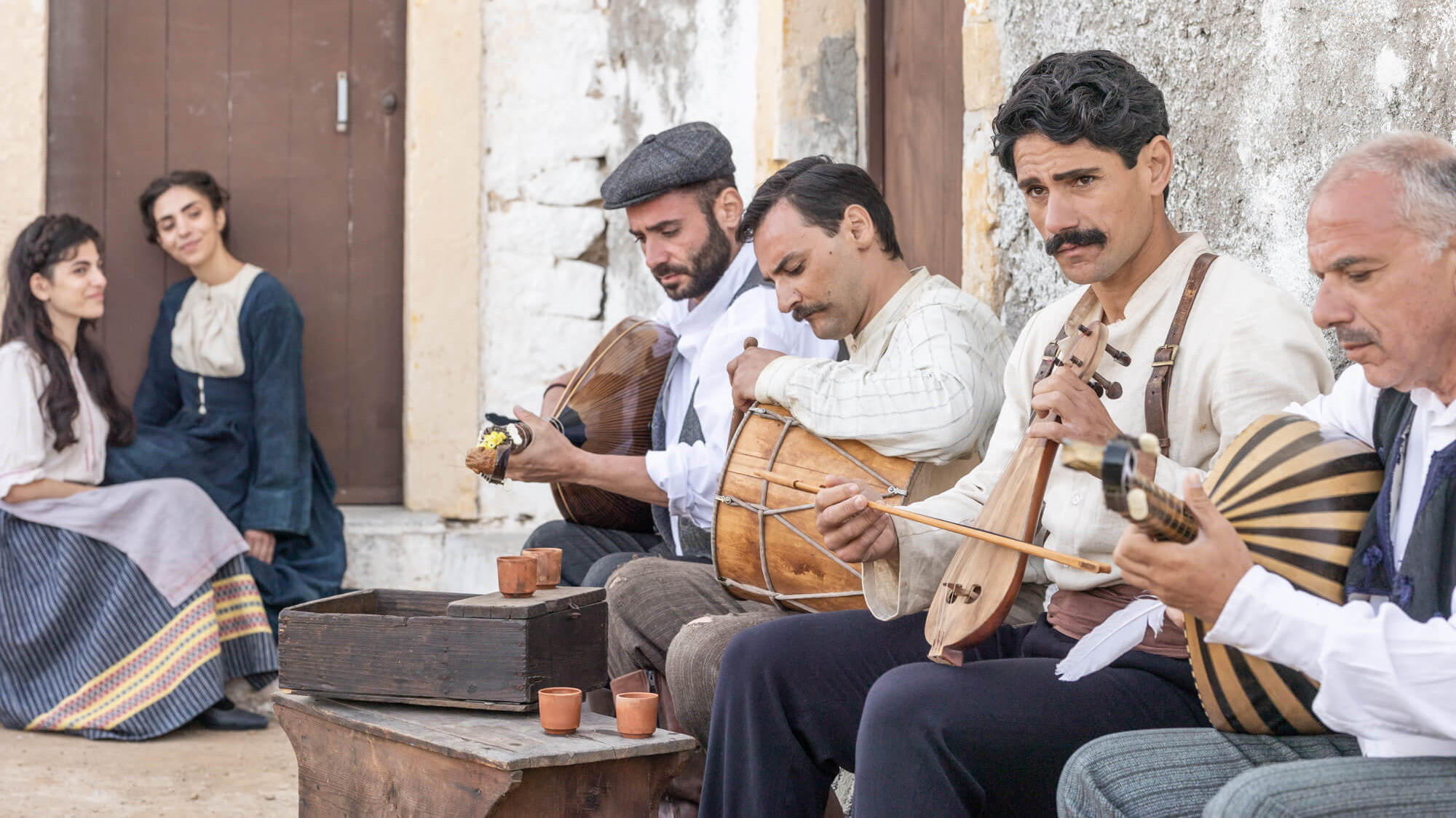 17 Threads Background