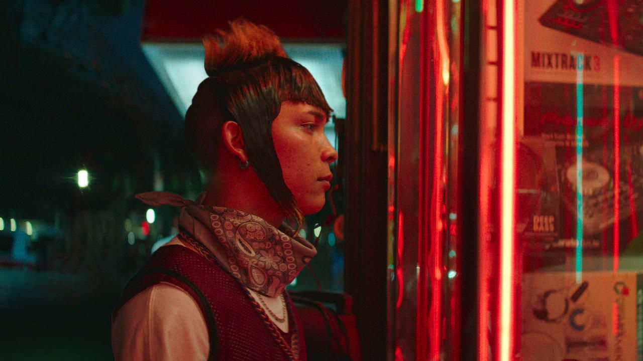 Ya no estoy aquí Background