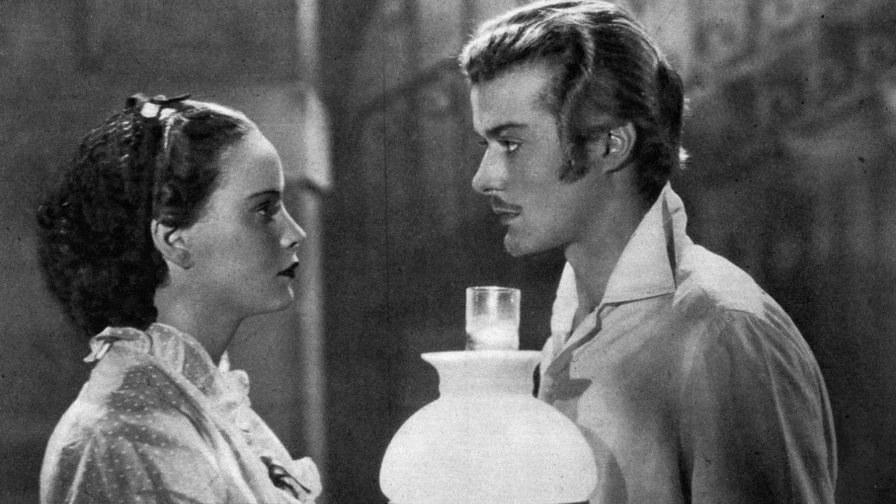 Piccolo mondo antico Background