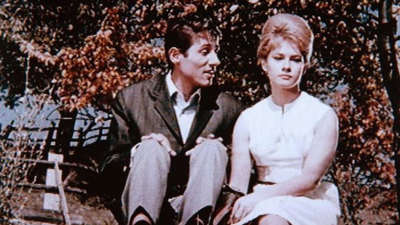 Das Spukschloß im Salzkammergut Background