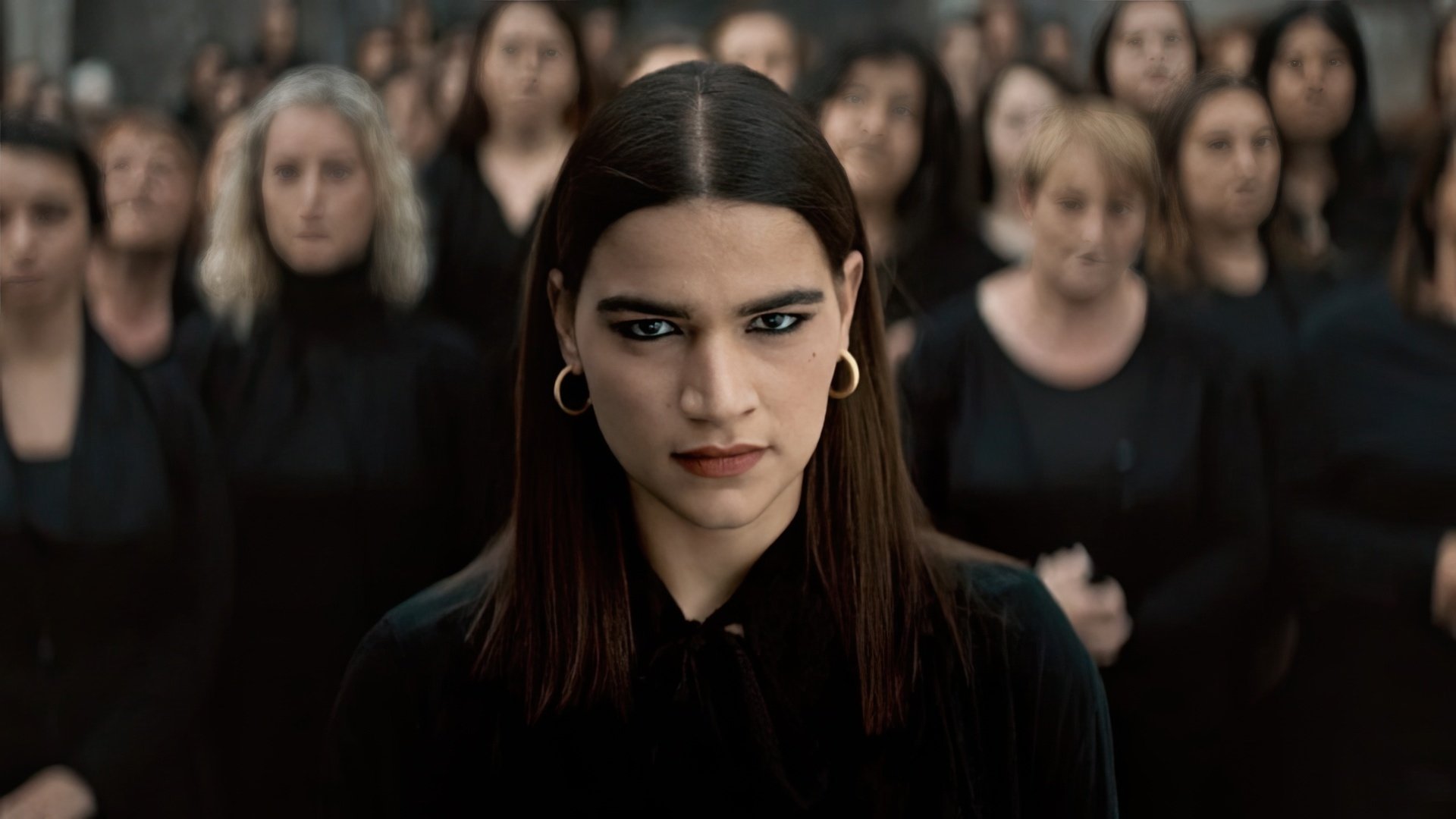 Una Femmina: The Code of Silence Background