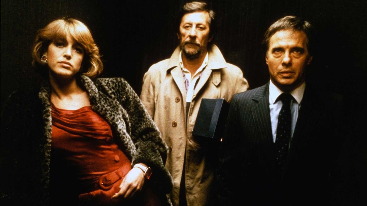 New Year's Eve At Bob's Background