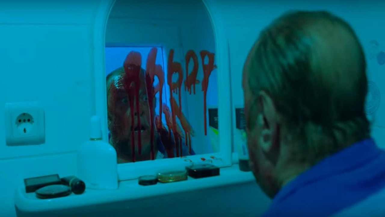 El-Ummar: Cin Yuvası Background