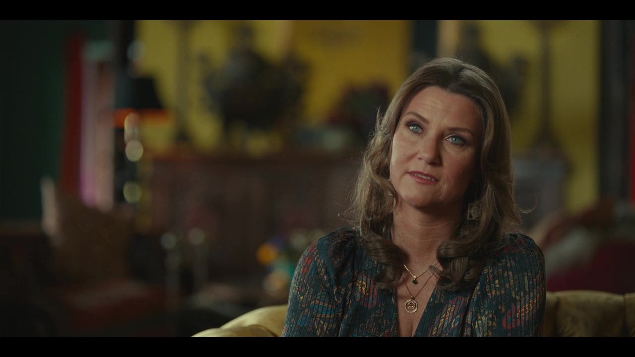 Rebel Royals: An Unlikely Love Story Background