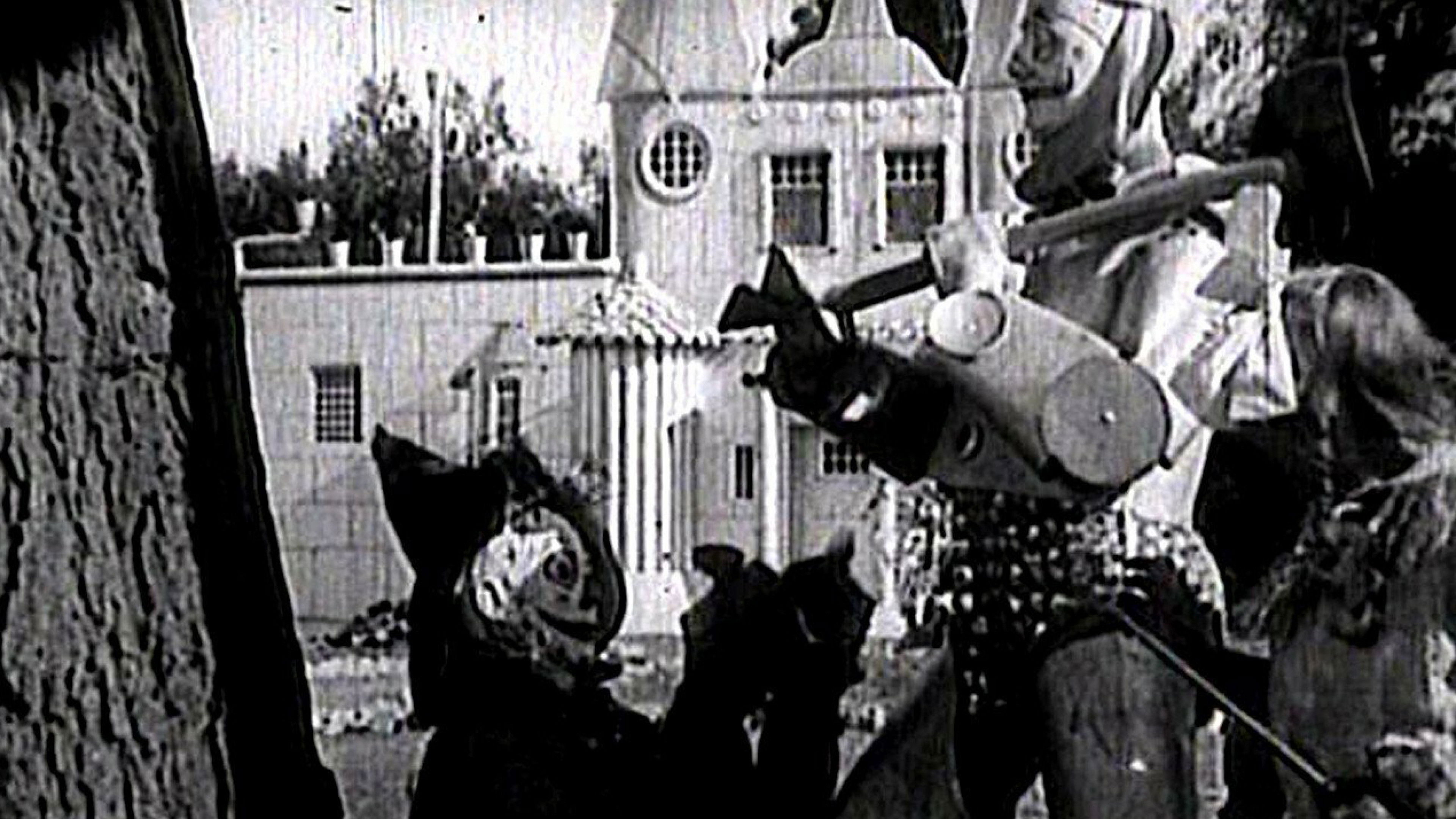 His Majesty, the Scarecrow of Oz Background