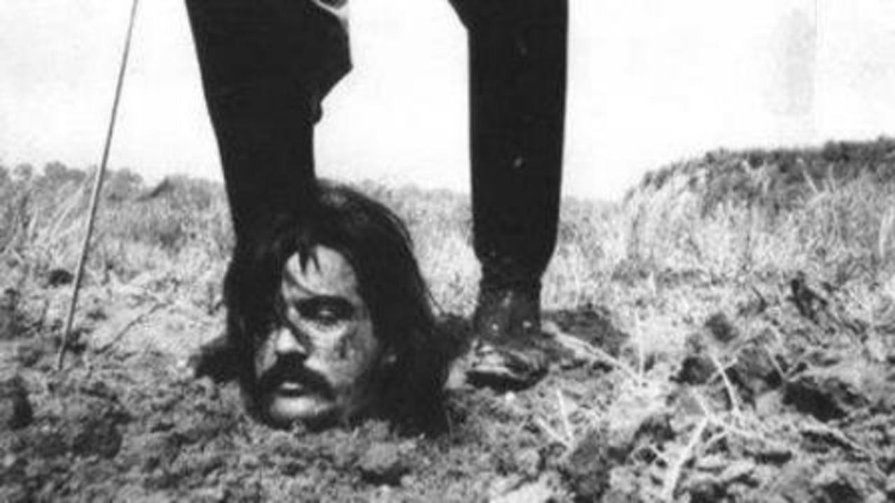 Los hijos de Fierro Background