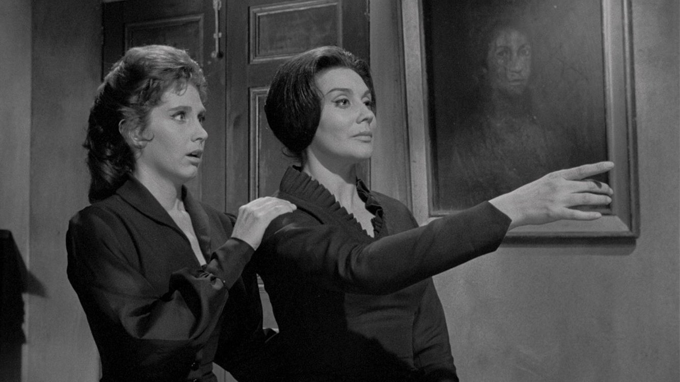 La maldición de la Llorona Background