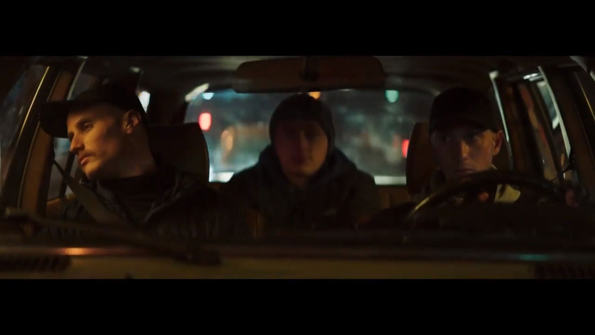 Molodogvardeytsev 32 Background