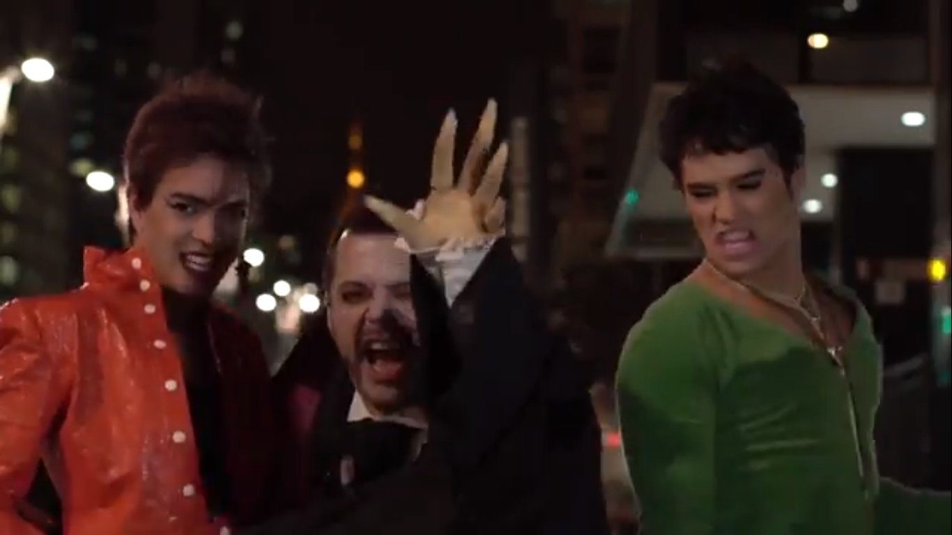 Filme B: O Vampiro da Paulista Background