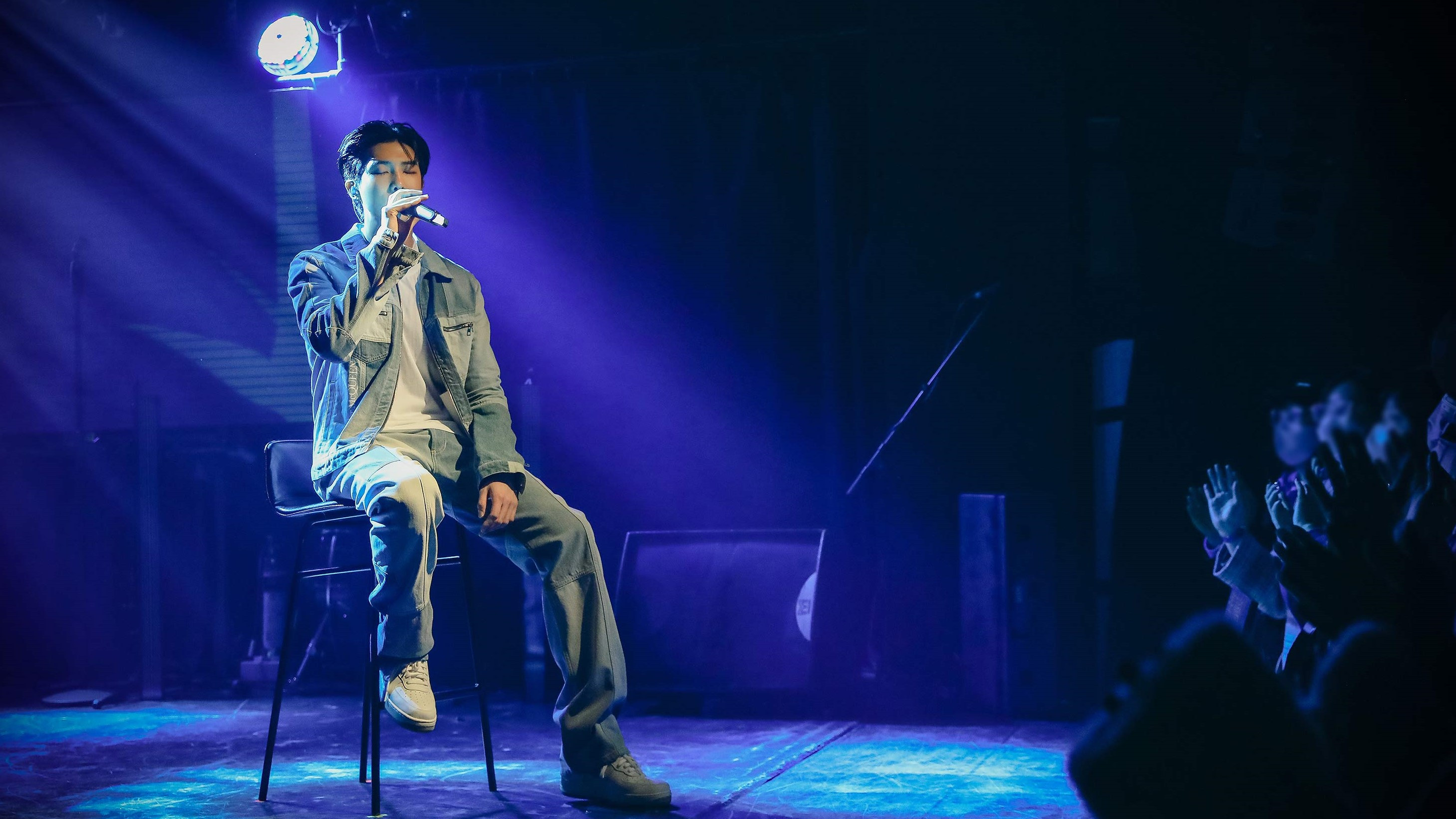 RM Live in Seoul @ Rolling Hall Background