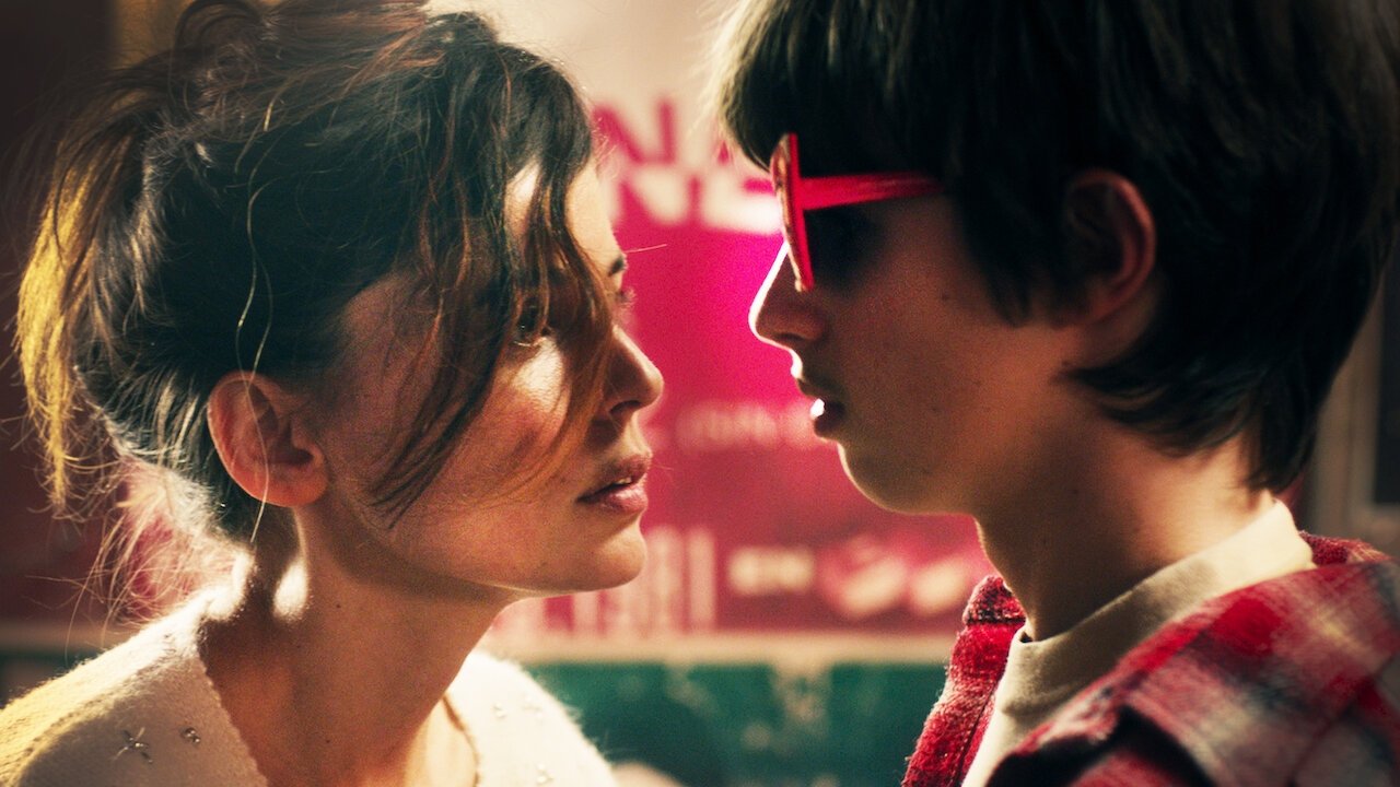 Todos están muertos Background