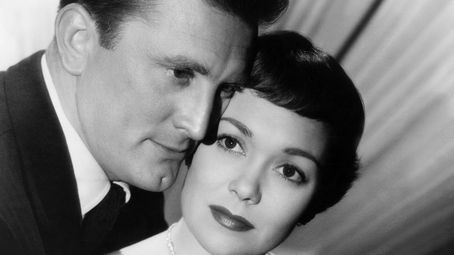 The Glass Menagerie Background