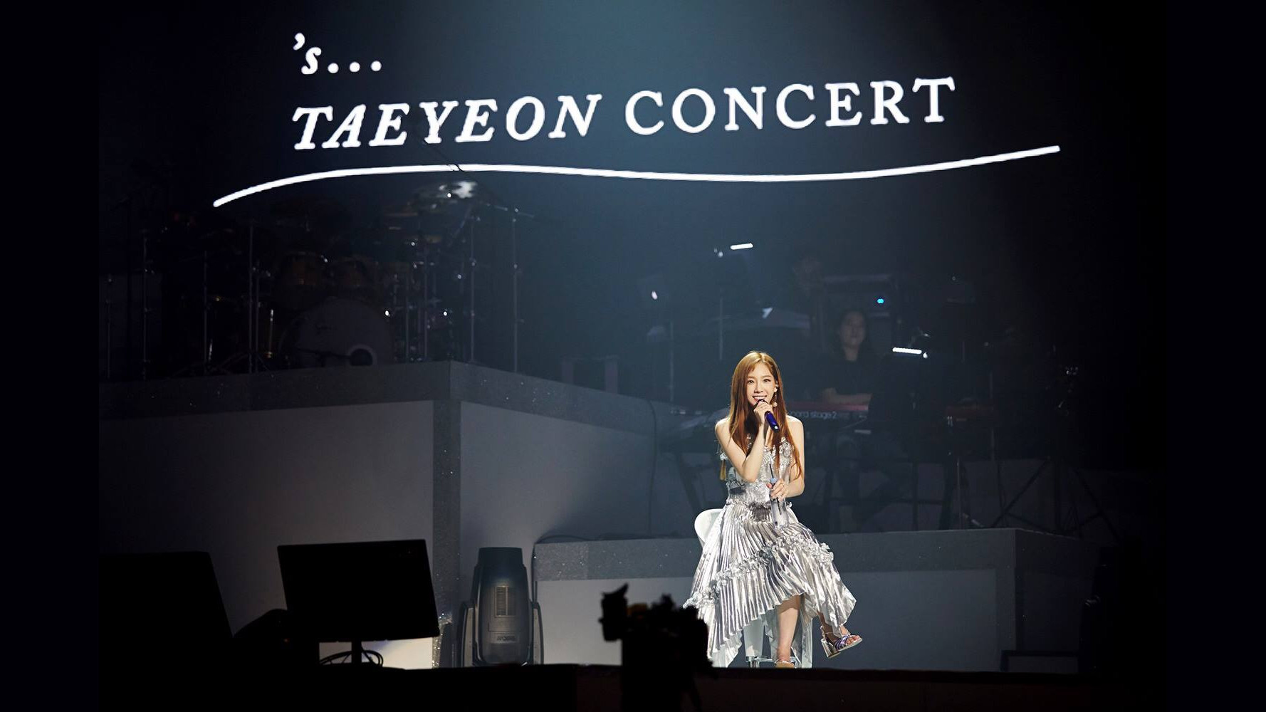 TAEYEON 2nd Asia Tour: 's... TAEYEON CONCERT Background