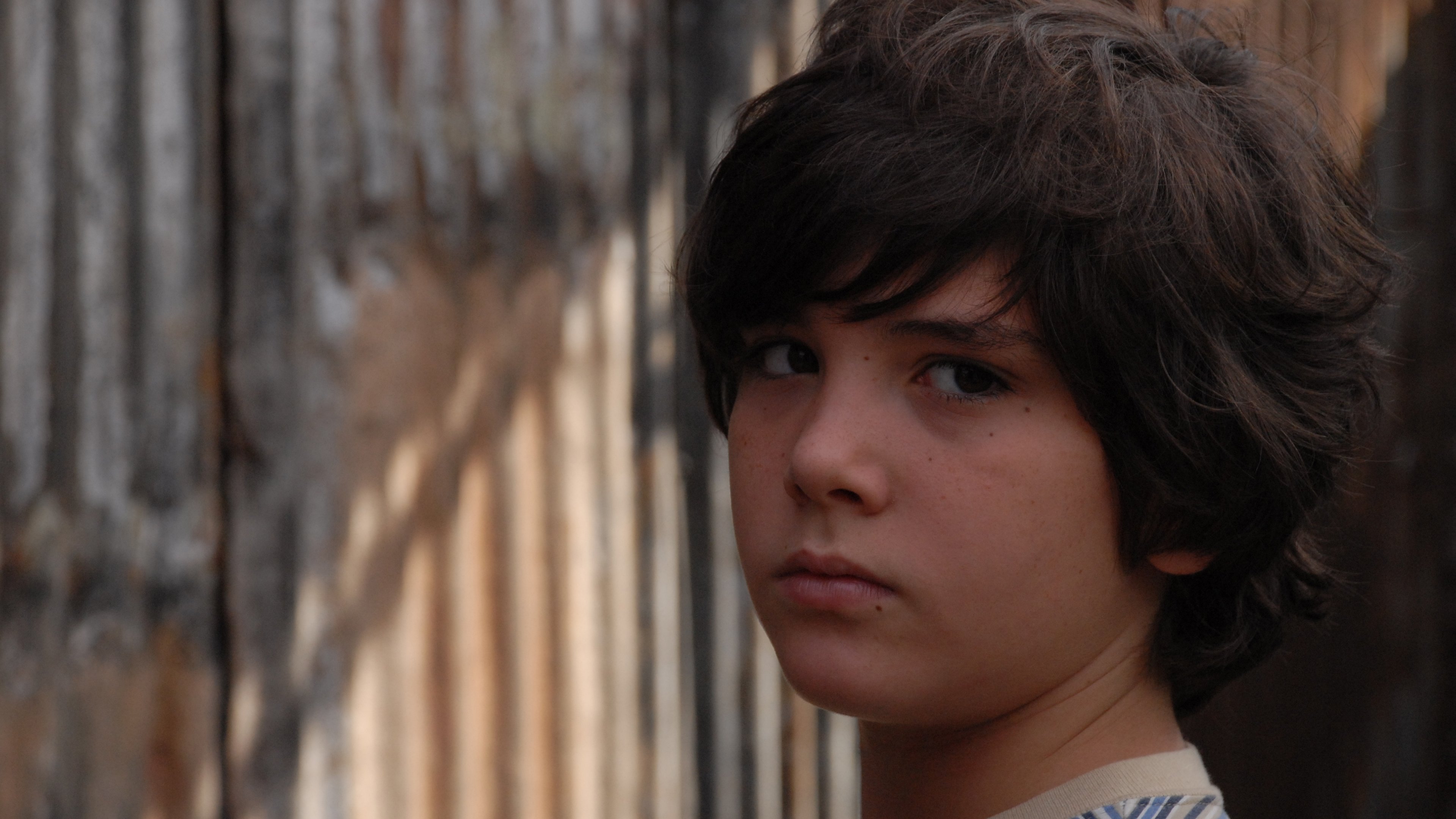 Infancia clandestina Background